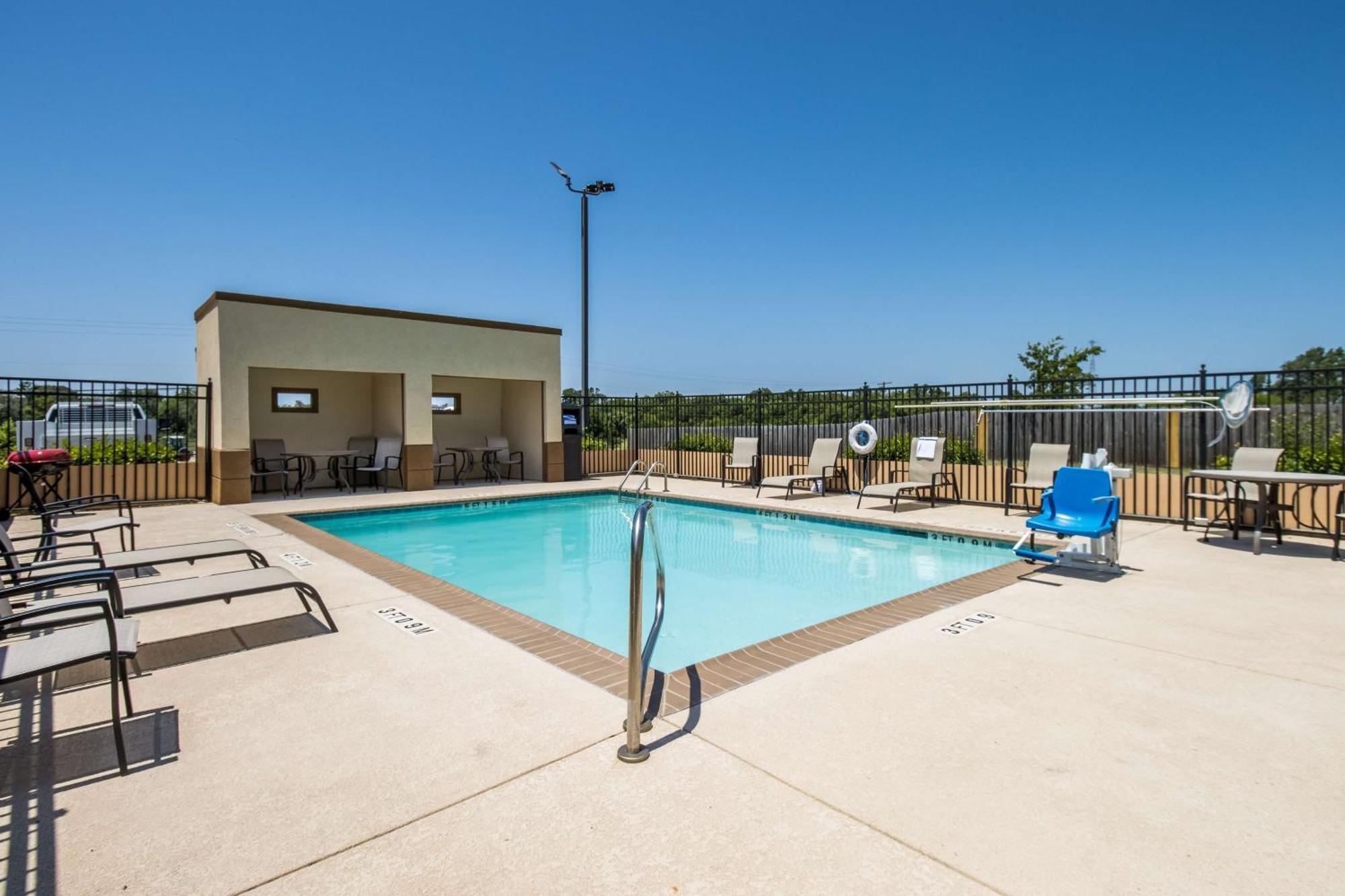 Best Western Temple Inn&Suites Extérieur photo